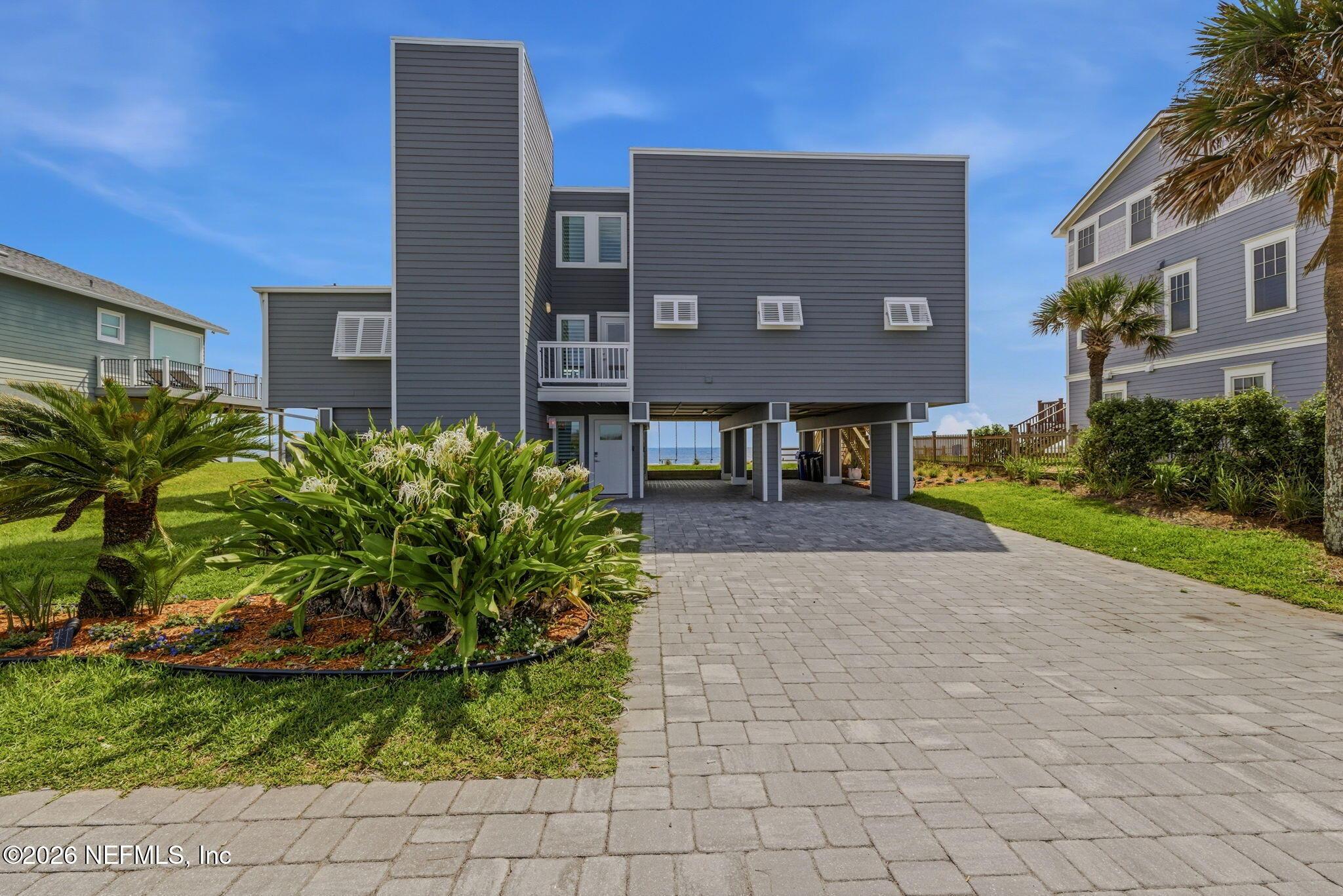 Image 2: HUGE paver driveway