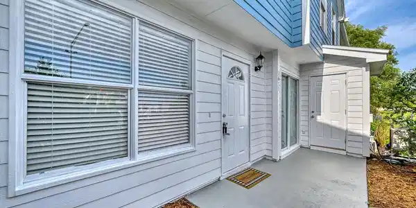 Image 3: Front of Home - View 2