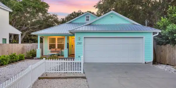 2585 A1A S