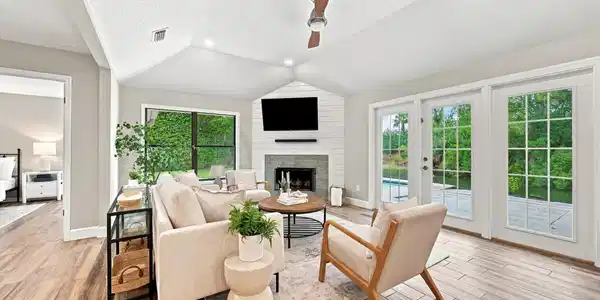Image 3: Family Room