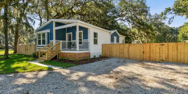 Image 4: 4-web-or-mls-31_730 Wax Wing Ln