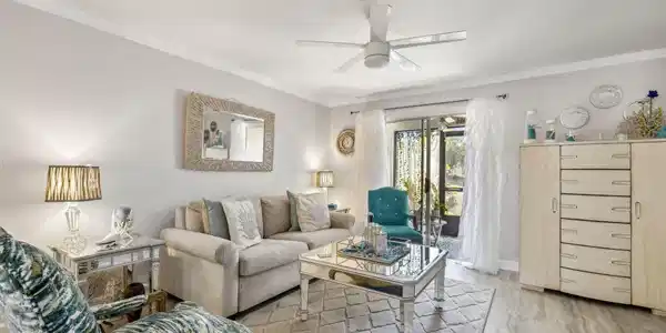 9 ARBOR CLUB Drive