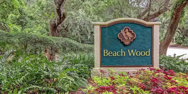 2080 BEACH WOOD Road