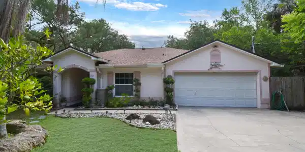 1711 OLD BEACH Road