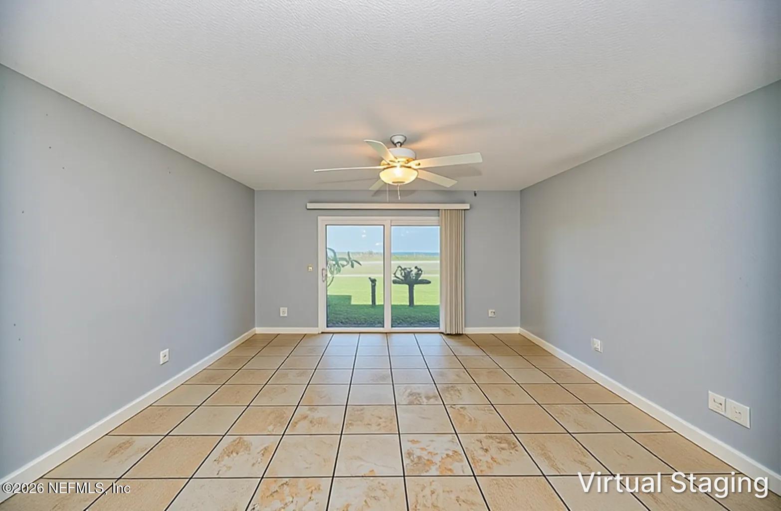 Image 3: _RDE0571_EMPTY