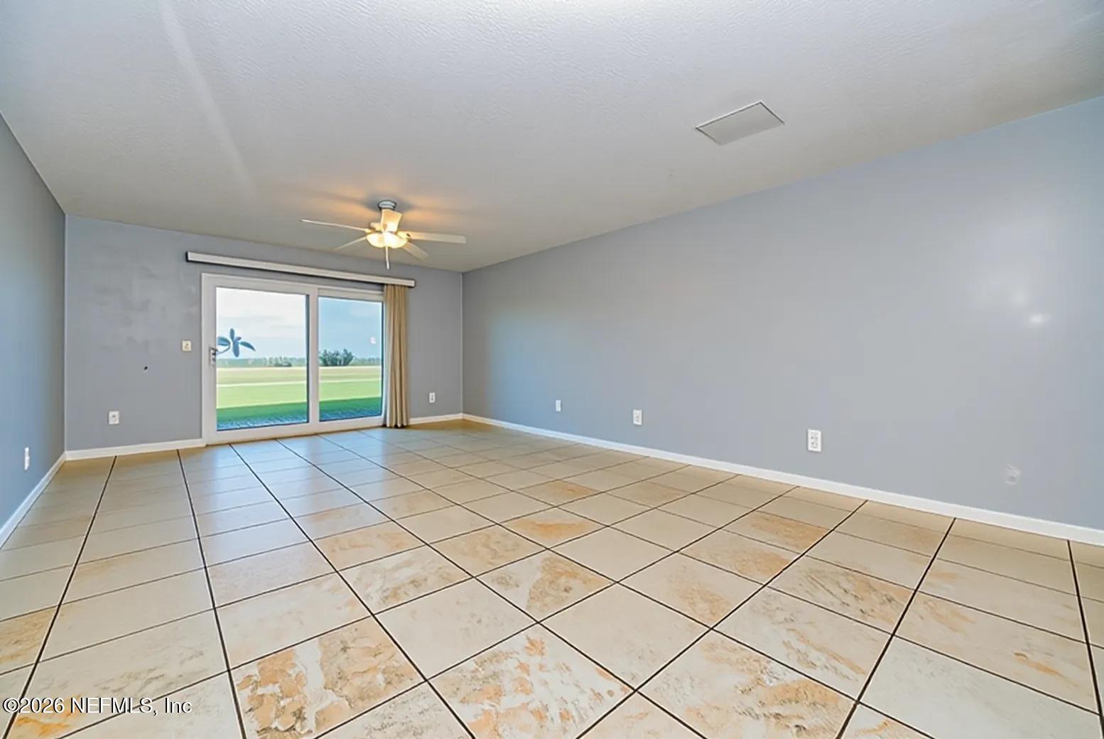 Image 4: _RDE0564_EMPTY