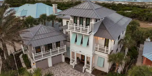688 OCEAN PALM Way