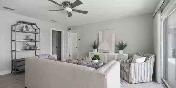 Image 4: Downstairs Living Room