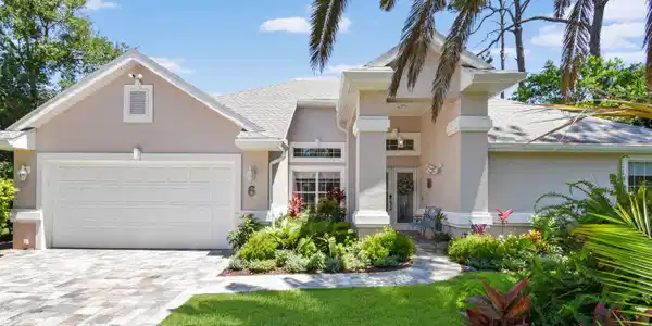 6 EGRET CREST Lane