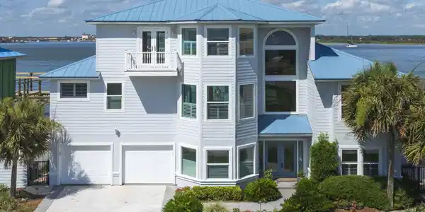 401 PORPOISE POINT Drive