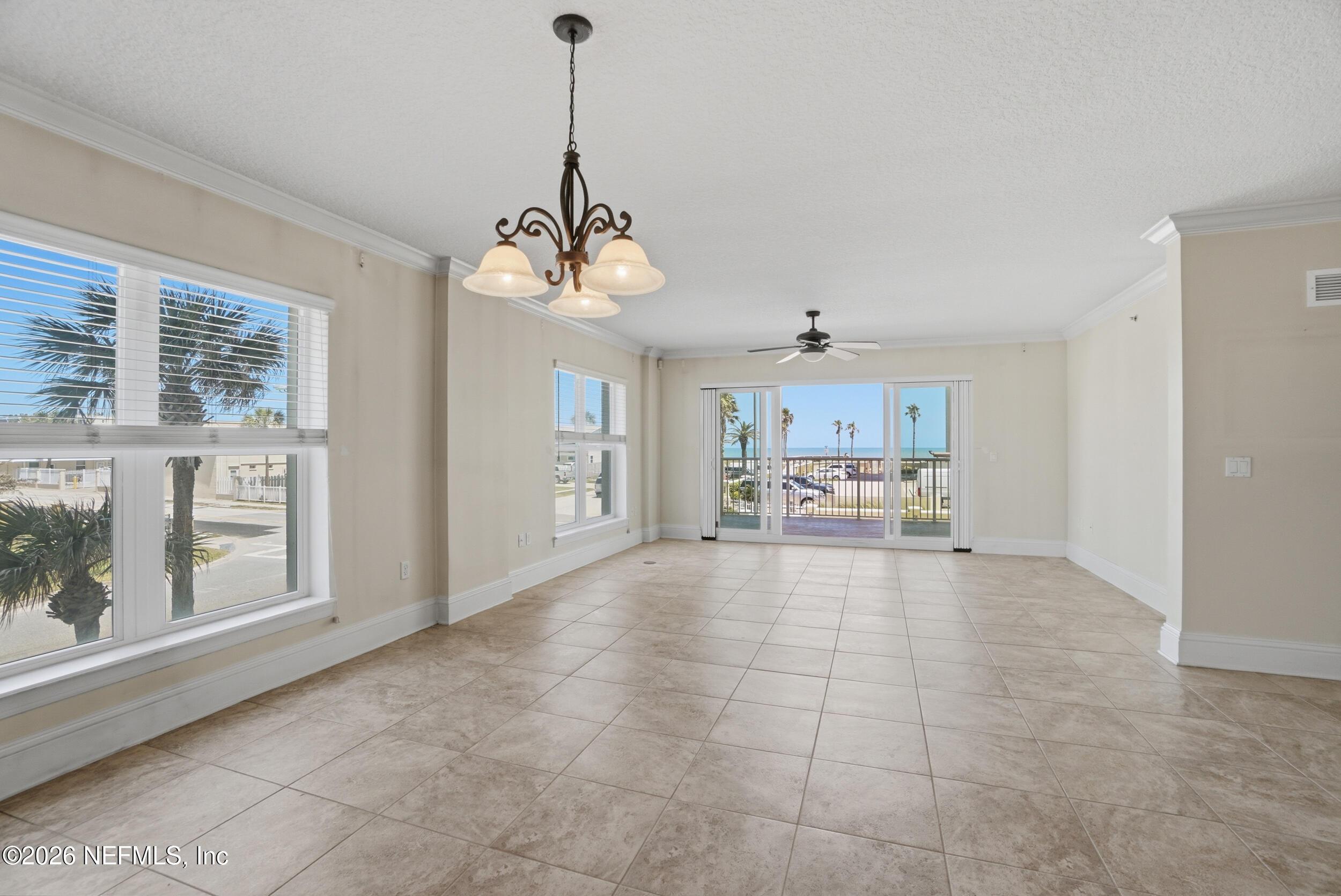 Image 3: living dining ocean views