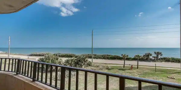 3370 OCEAN SHORES BLVD