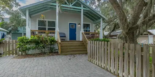 605 BOATING CLUB Road