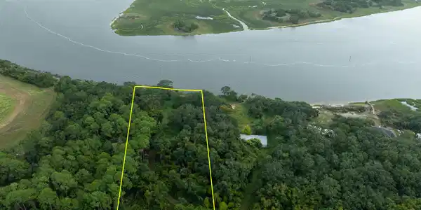 Image 2: 7_drone2-5