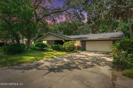 104 DOGWOOD Drive