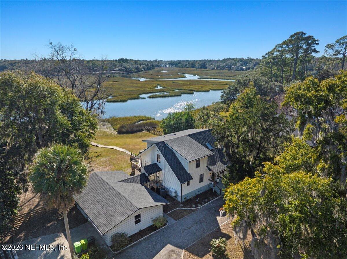 Image 1: 52-DJI_0200