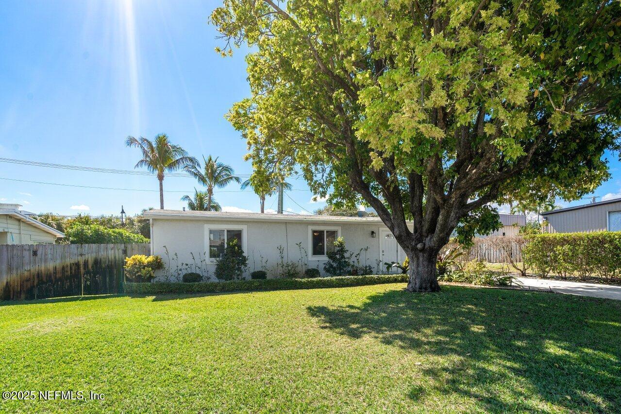 Image 1: 003-110SternsStreet-Lantana-FL-33462-SMA