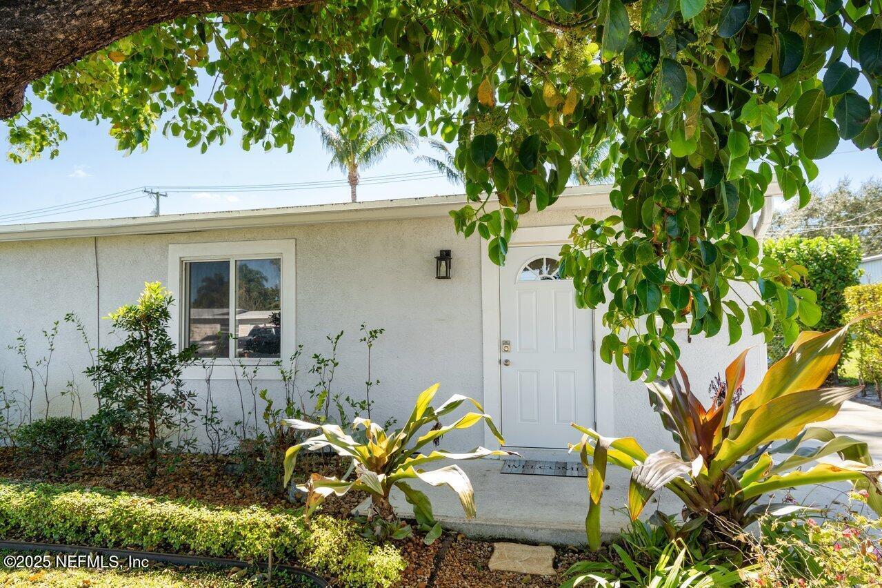 Image 2: 004-110SternsStreet-Lantana-FL-33462-SMA