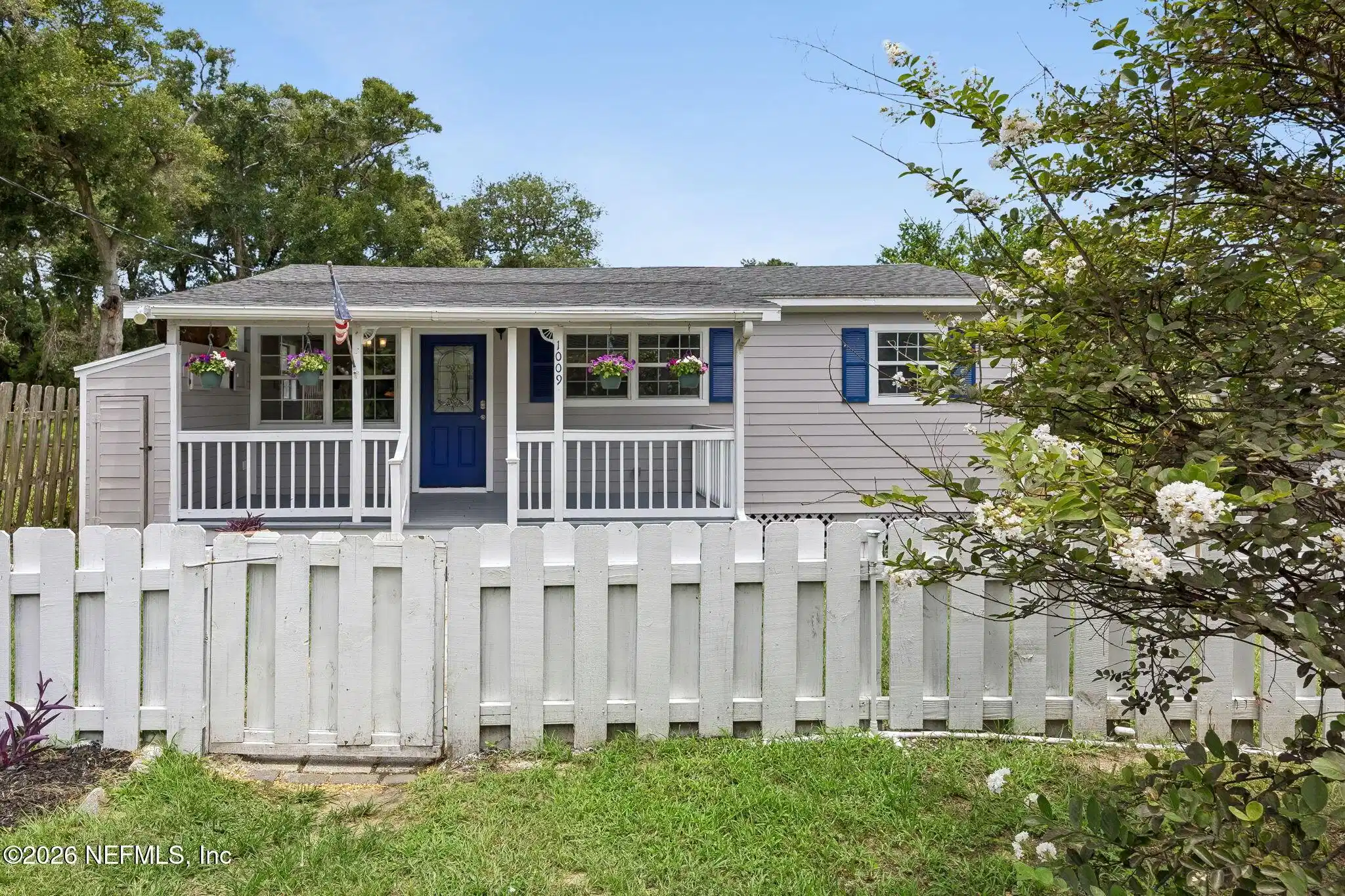 Image 1: 1-web-or-mls-1009 Calhoun St (26 of 27)