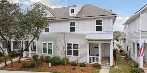 1419 COASTAL OAKS Drive