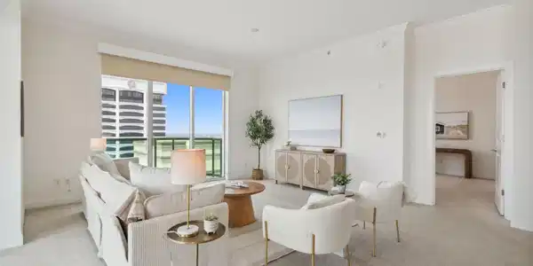 Image 3: 11-web-or-mls-1431 Riverplace Blvd 3101-