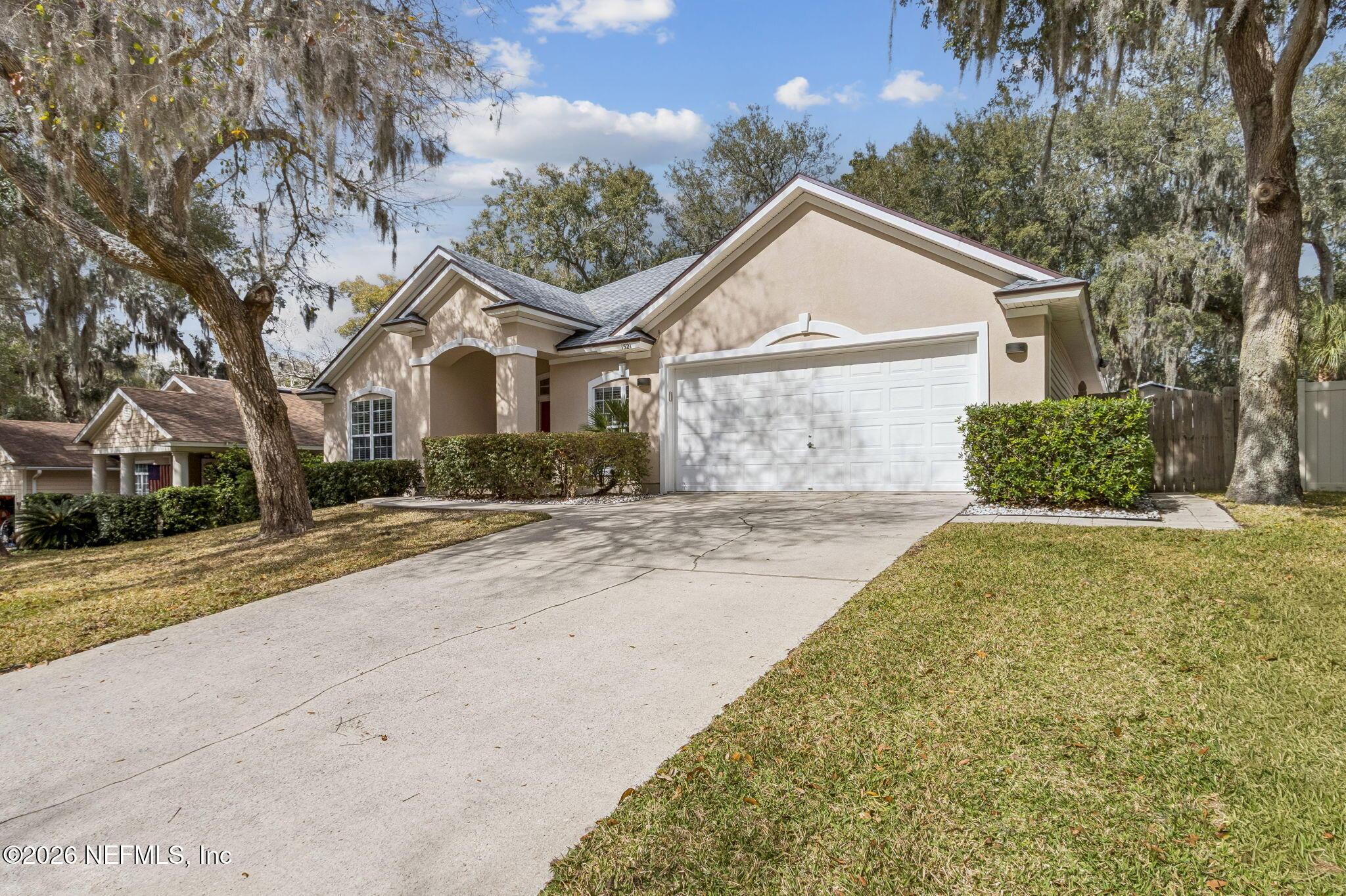 Image 2: 4-web-or-mls-1521 Amelia Cir-49
