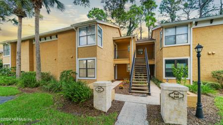 944 SEASHELL Lane