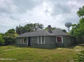 108 FLOWER DR
