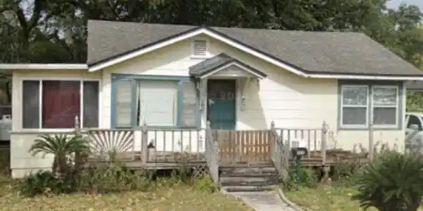 322 8TH Street N