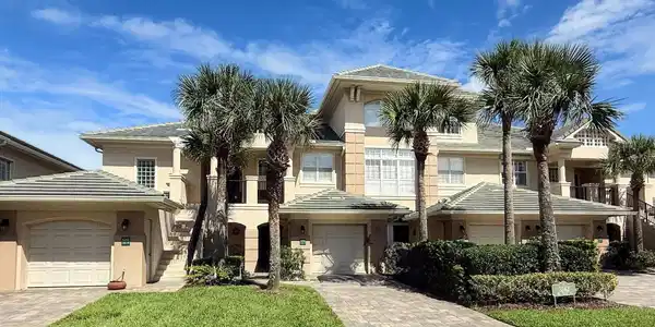 5242 SEA CHASE Drive