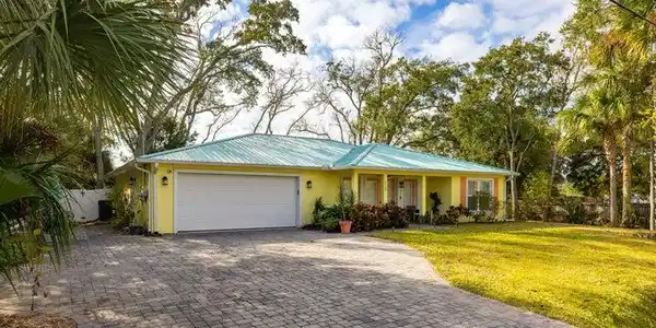 325 FLORIDIAN Avenue