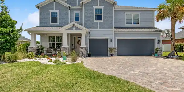 93321 SANDOWN Drive