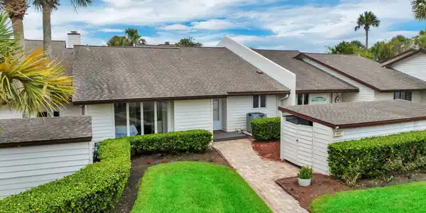 Image 3: 62-web-or-mls-525 Quail Pointe_060