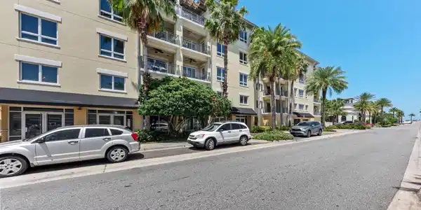 525 3RD Street N