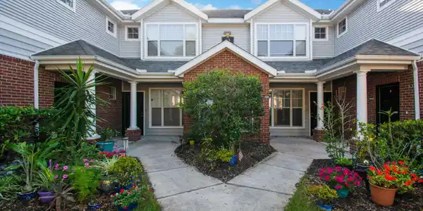 19109 HARBOUR VISTA Circle