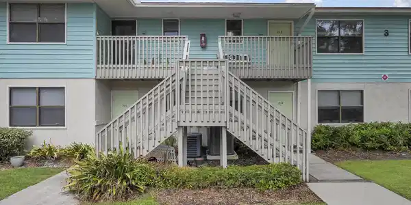 650 W POPE Road