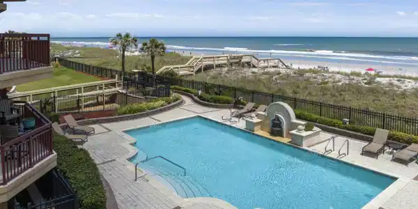 1331 1ST Street N