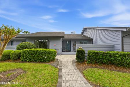 348 QUAIL POINTE Drive