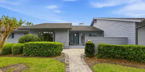 348 QUAIL POINTE Drive