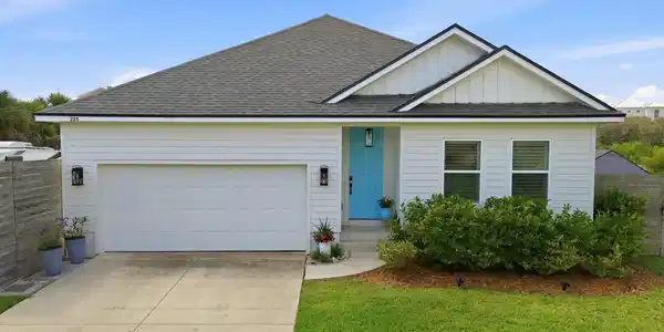 Image 3: Front Exterior