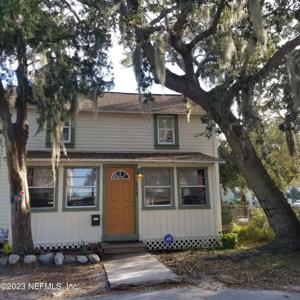 135 COTTAGE Lane