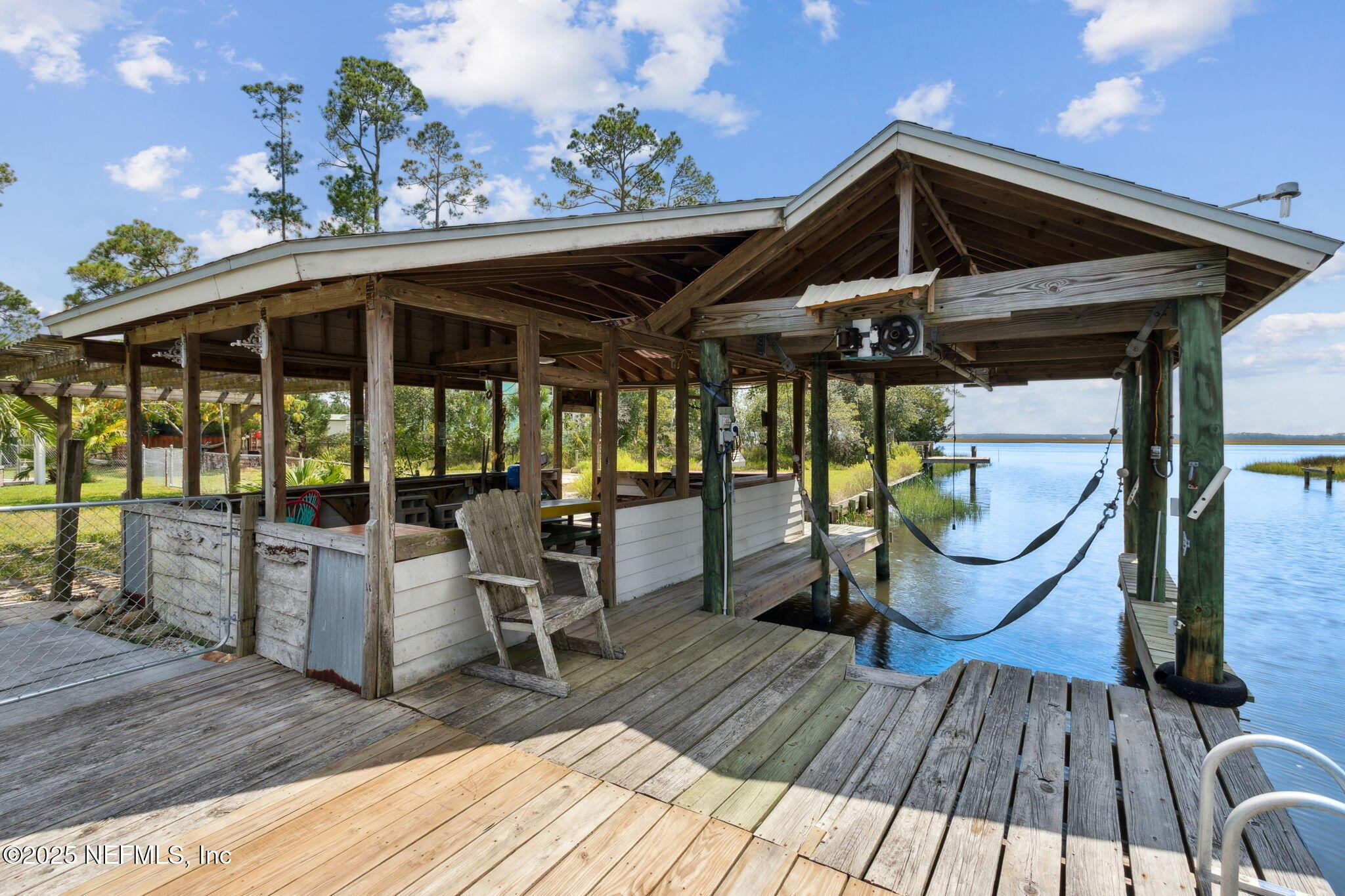 Image 4: 58-web-or-mls-16062 Shark Rd-17