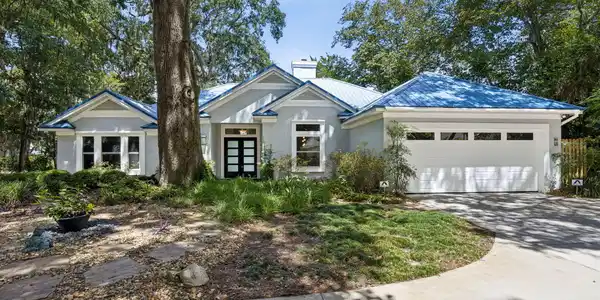 5383 FLORENCE POINT Drive