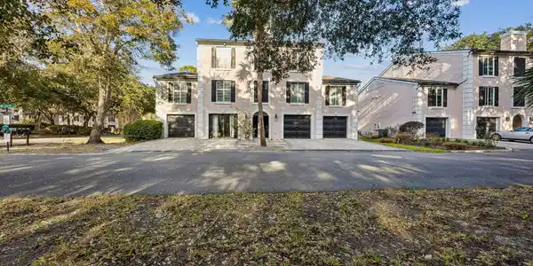 4810 GULFSTREAM Court