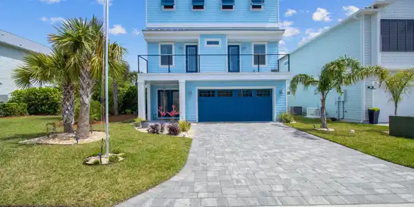 548 SEA ISLAND Drive