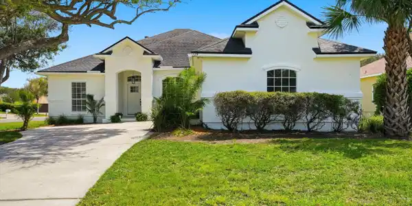 129 S BEACH Drive