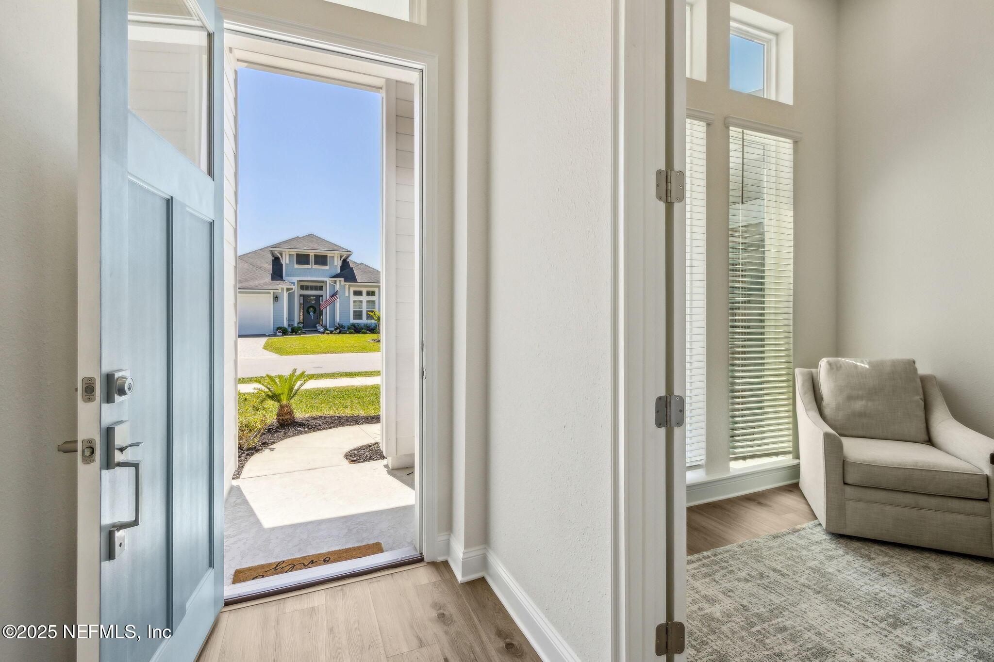 Image 3: 7-web-or-mls-30_95214 Golden Glow Dr