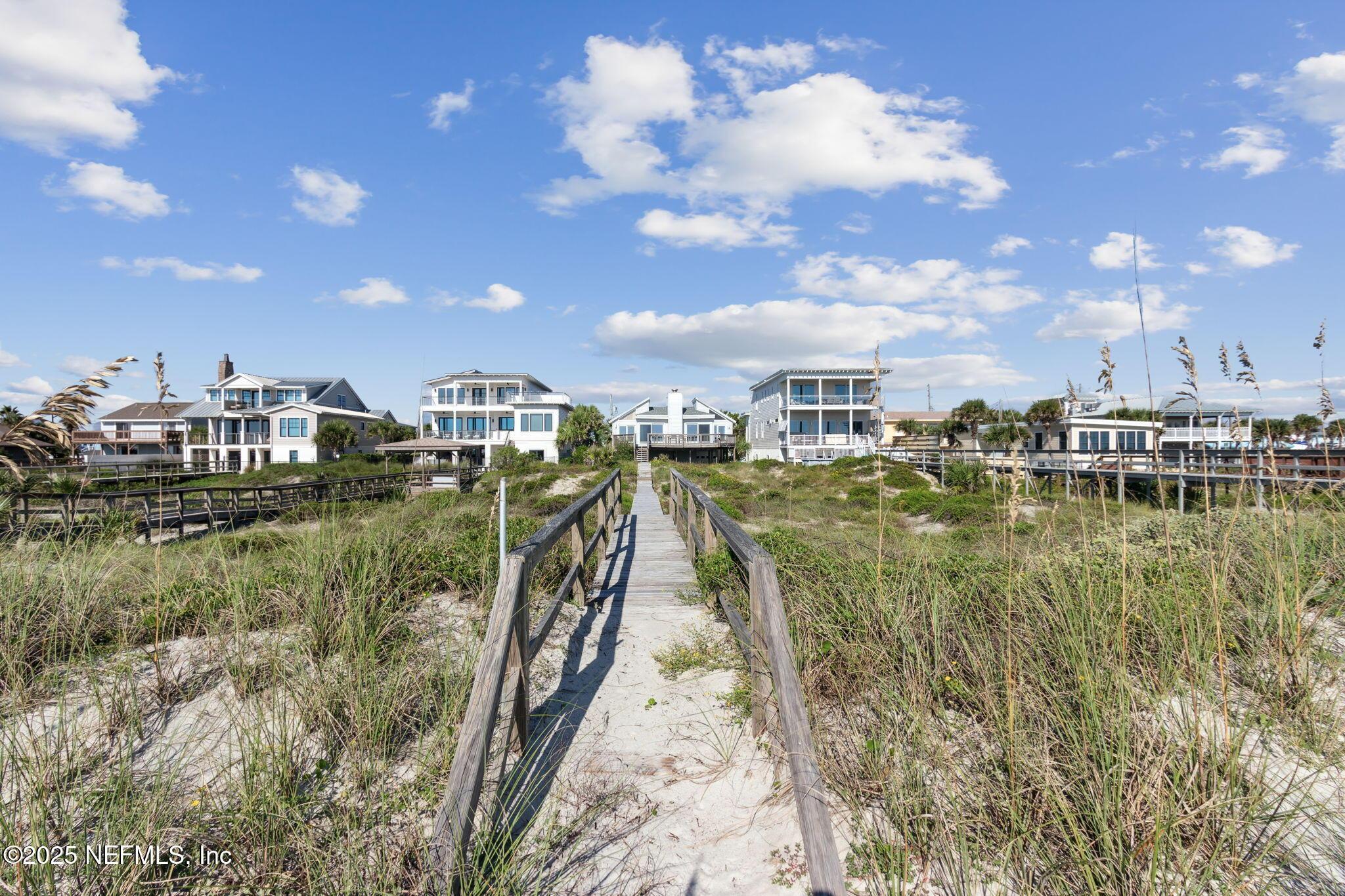 Image 3: 55-web-or-mls-2122 S Fletcher Ave (26 of