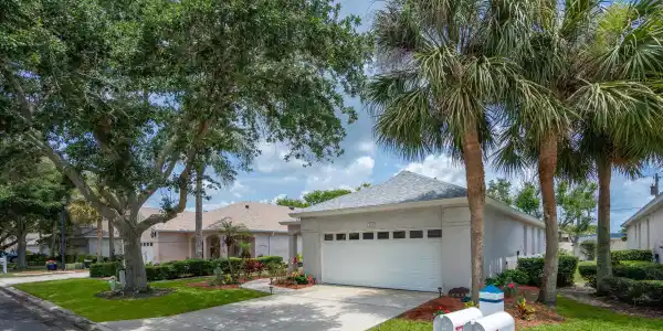 138 LIONS GATE Drive