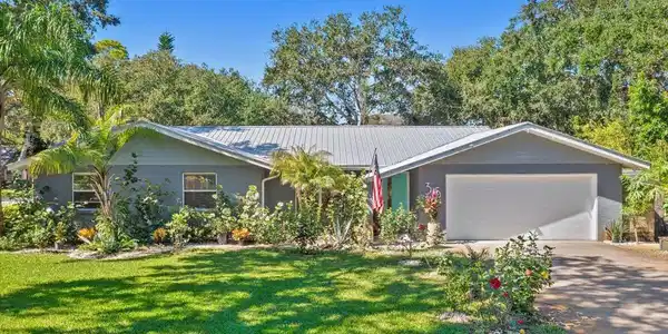35 OCEAN WOODS Drive E